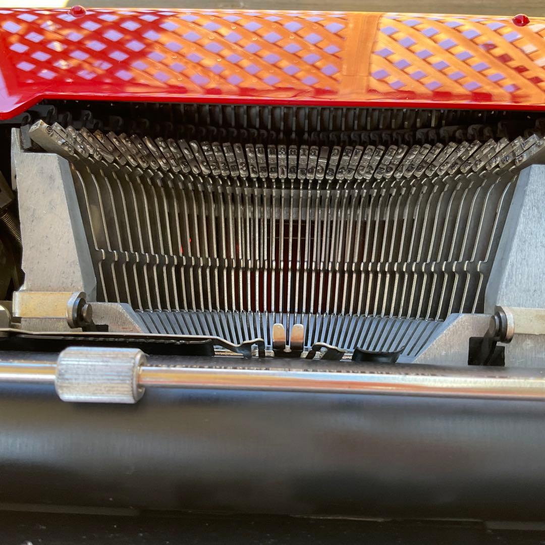 olivetti valentine 整備済　完動品　中古品　綺麗