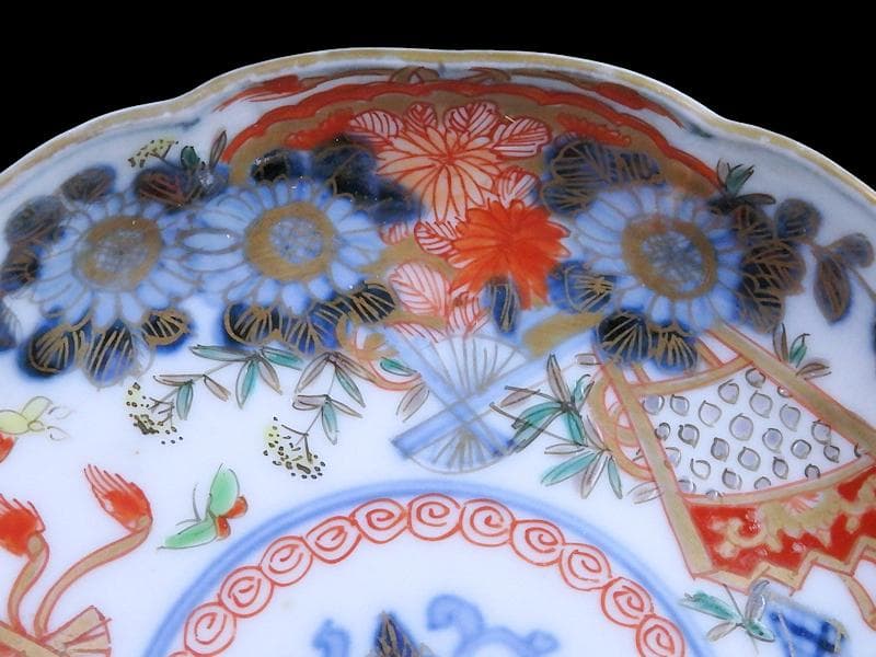 古伊万里　金襴手　椿に菊　花に扇の図　４寸皿　B273AS-fbur