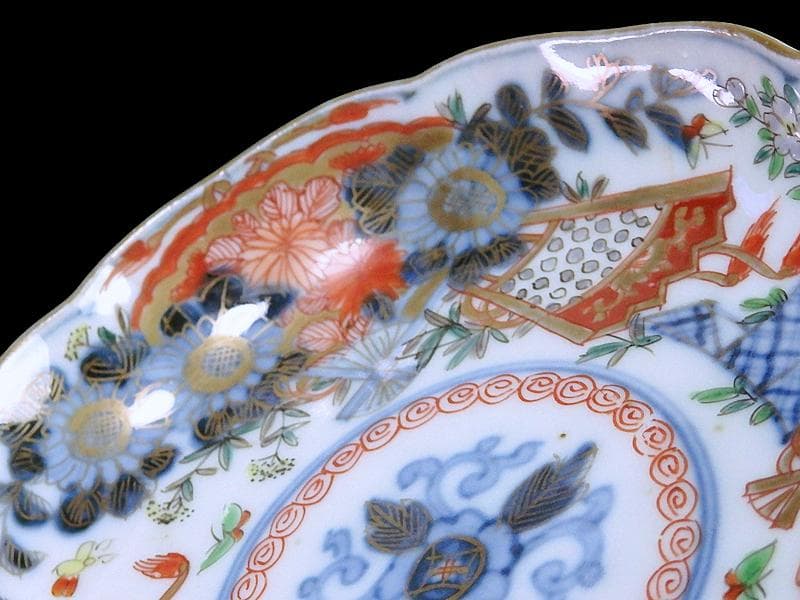 古伊万里　金襴手　椿に菊　花に扇の図　４寸皿　B273AS-fbur
