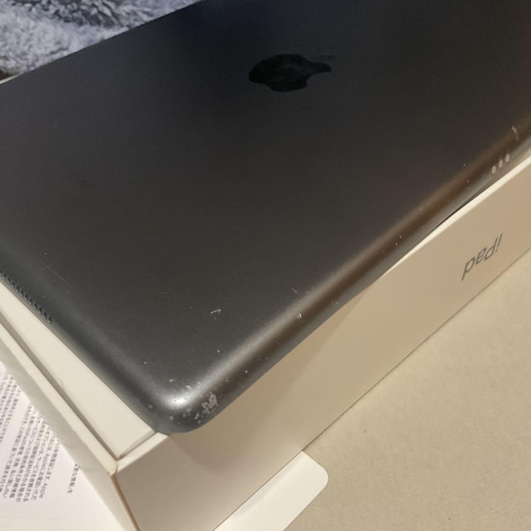 iPad 第9世代　wifi+cellular スペースグレイ　本体