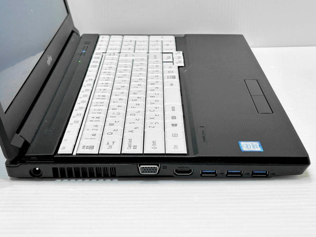 m*n様 第8世代Core i5 LIFEBOOK A579/B