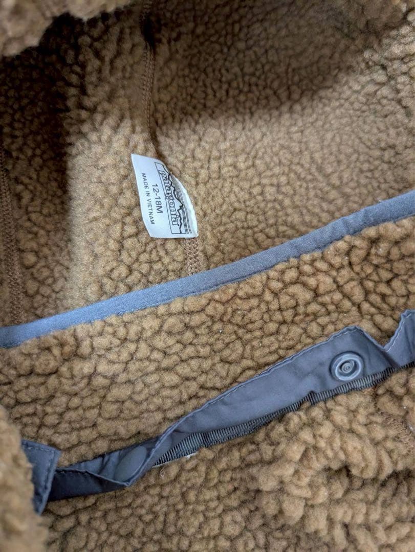 Patagonia リバーシブルボアジャケット 12-18M