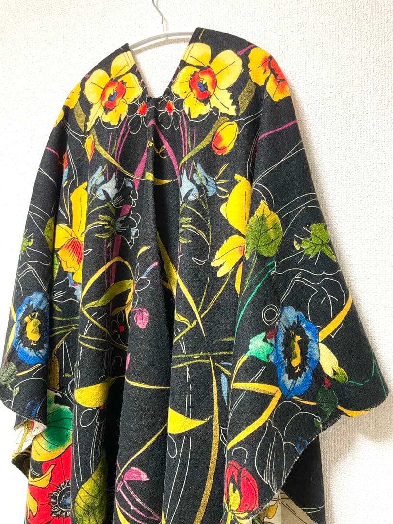 Desigual 花柄フリンジ付きストール 大判ストール