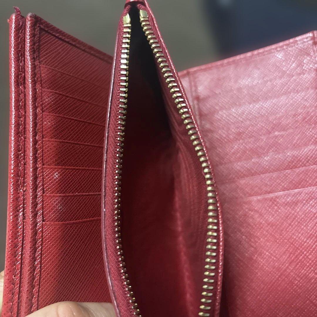 プラダ　サフィアーノ　財布