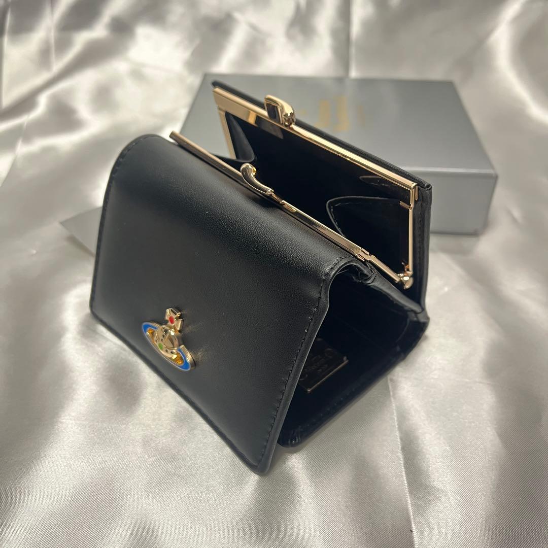 新品 Vivienne Westwood黒 ブラック 金色オーブ 三つ折り財布