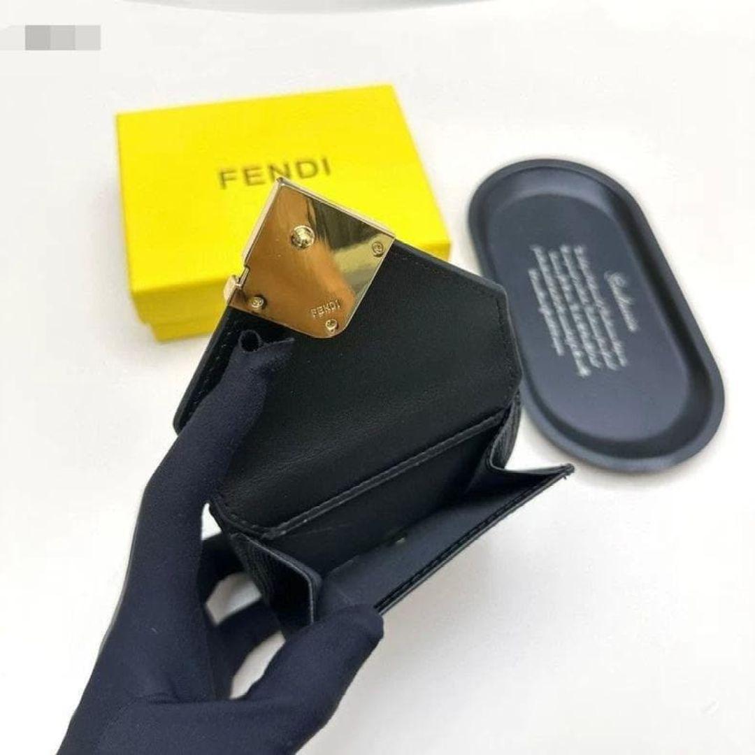 FENDI ブラック 三つ折り財布