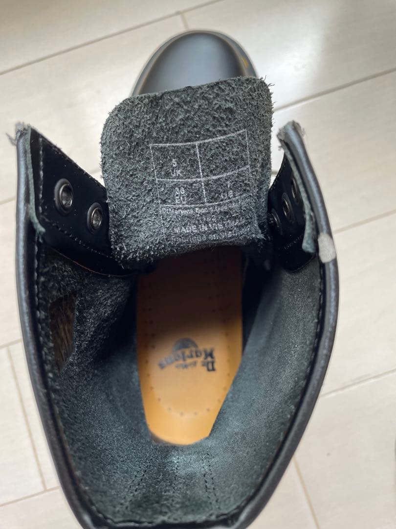 Dr. Martens ブラック8ホールUK5 24〜24.5cm