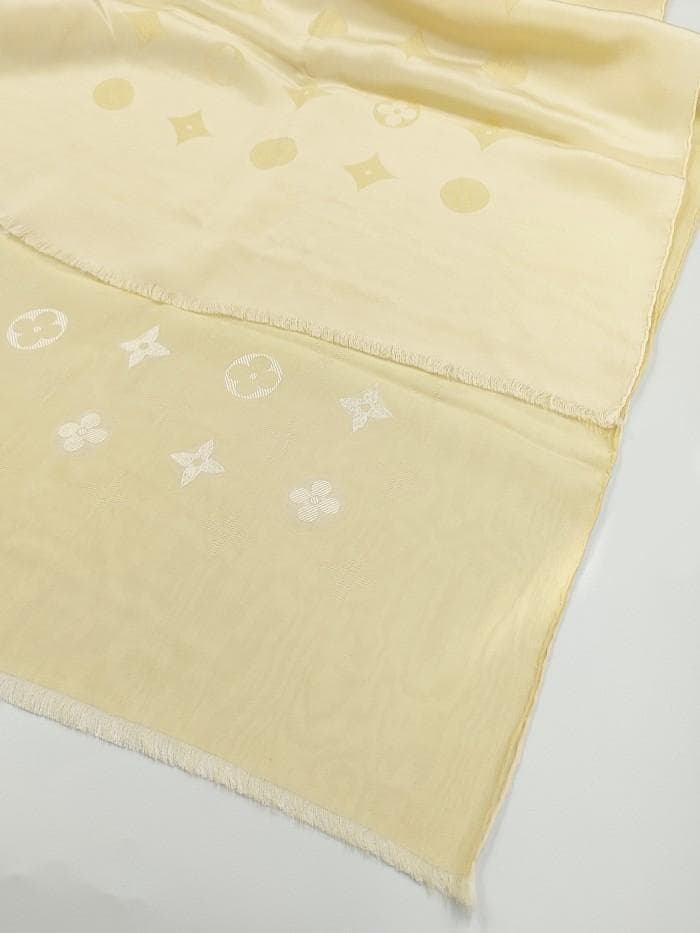 LOUIS VUITTON ルイヴィトン モノグラム柄 ストール 薄手