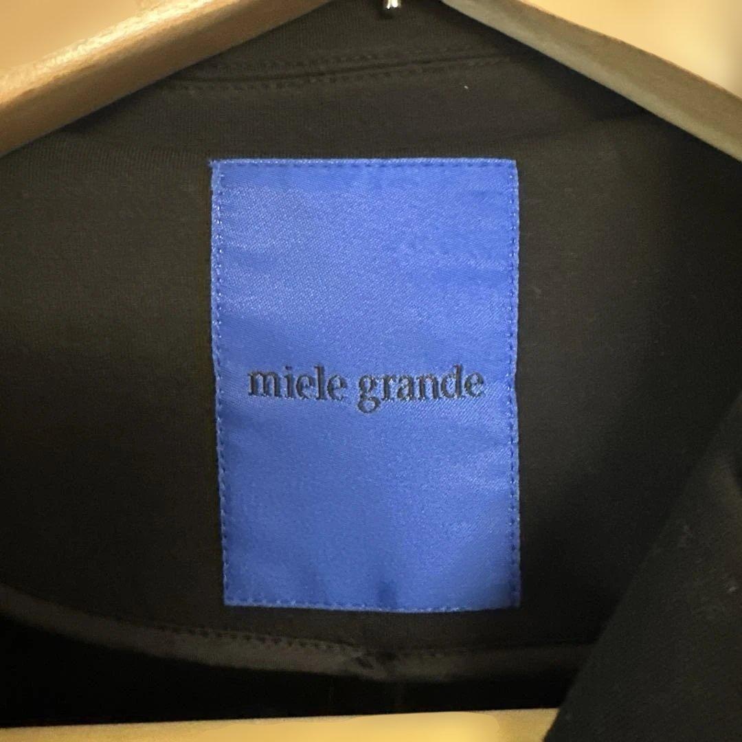 miele grande ミエーレグランデ　黒 パフスリーブ ロングコート