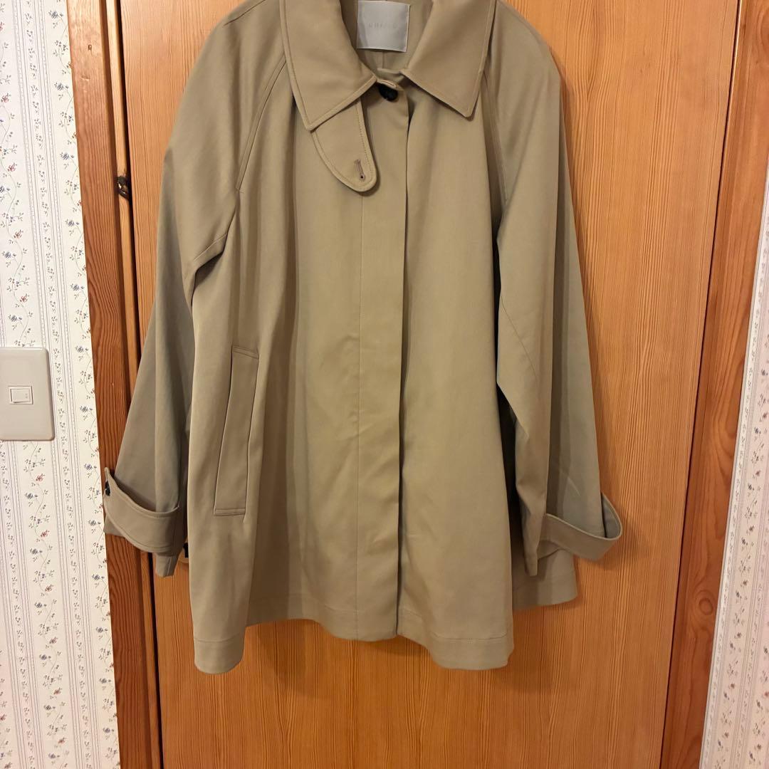 アンフィーロ　Aラインスプリングコート　M タグ付き新品