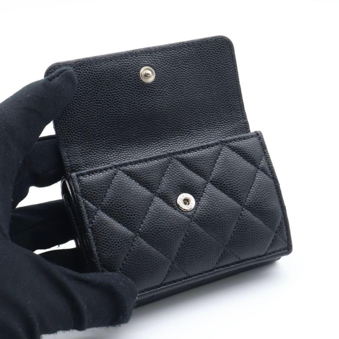 【超極美品】CHANEL 19 ディズヌフ　三つ折りコンパクト　キャビアスキン