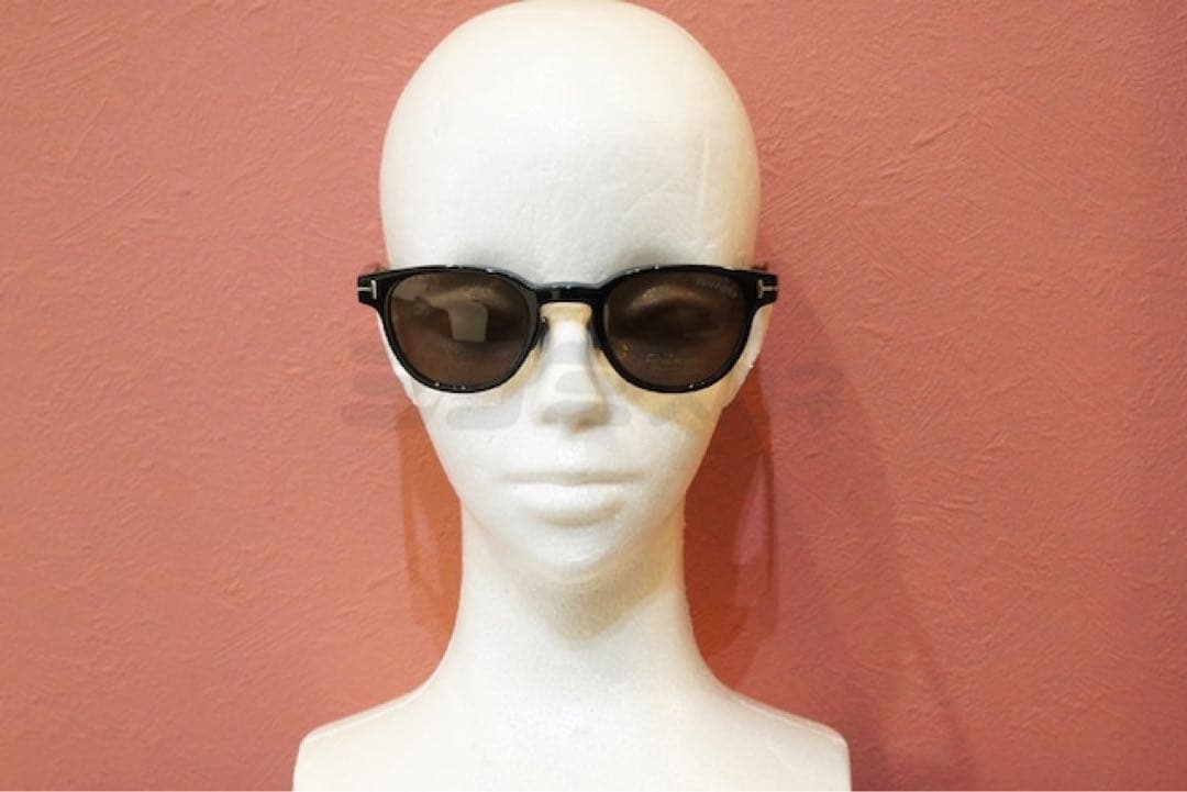 限定価格⭐︎TOM FORD サングラス TF961-D 01E ウェリントン