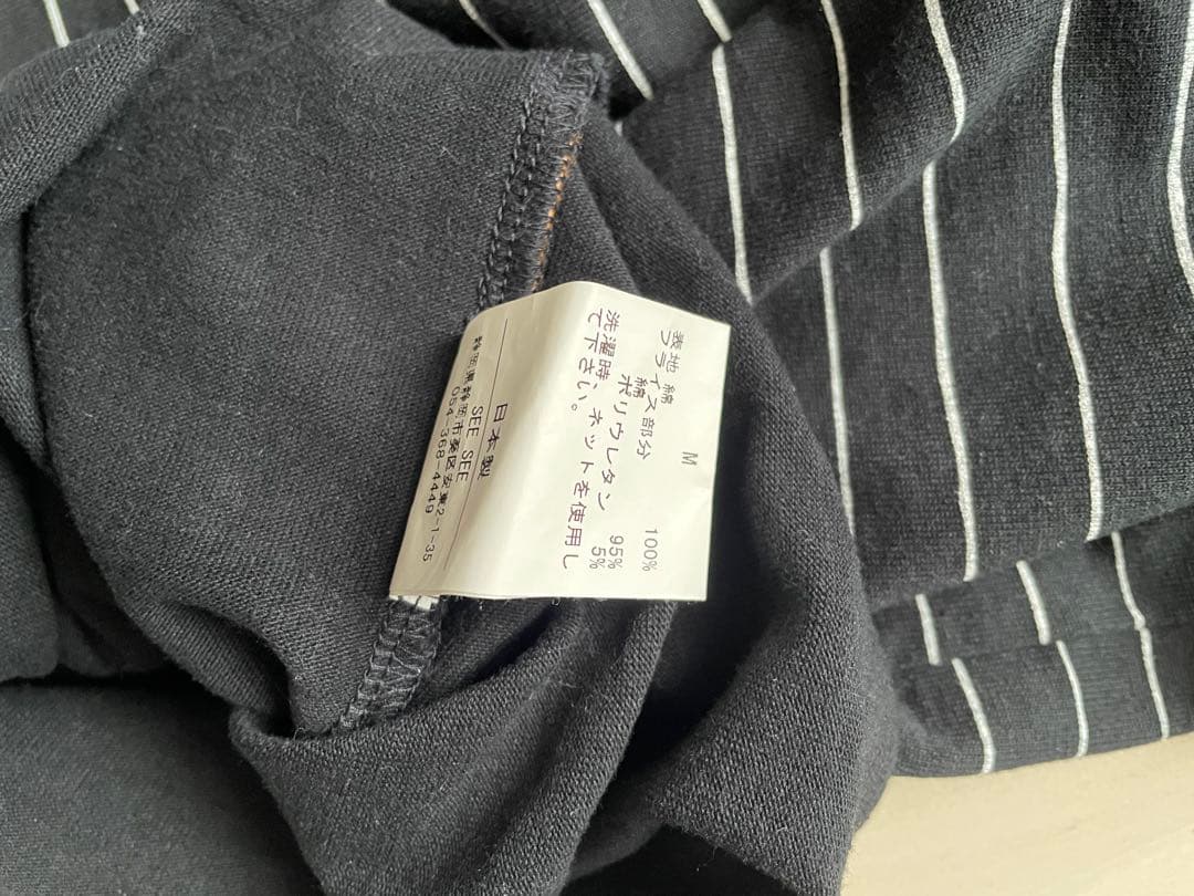 SEE SEE Tシャツ