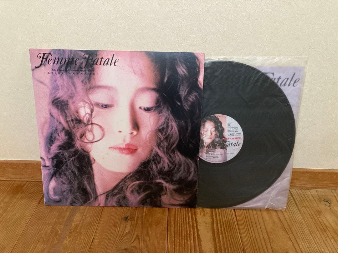 中森明菜レコードセット＋写真等のおまけ付き