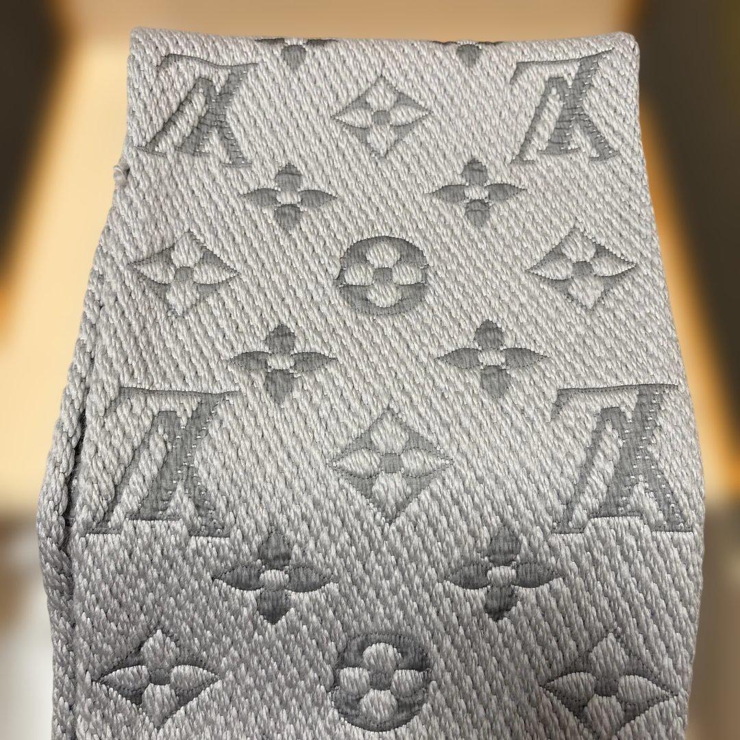 Louis Vuitton マフラー M74742 即決価格