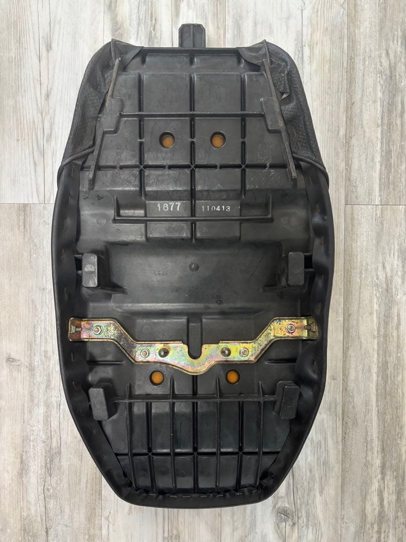 ZRX400 純正シート