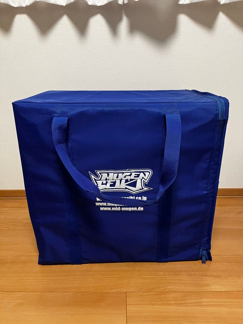 無限精機　キャリングバッグ 4段　ラジコン