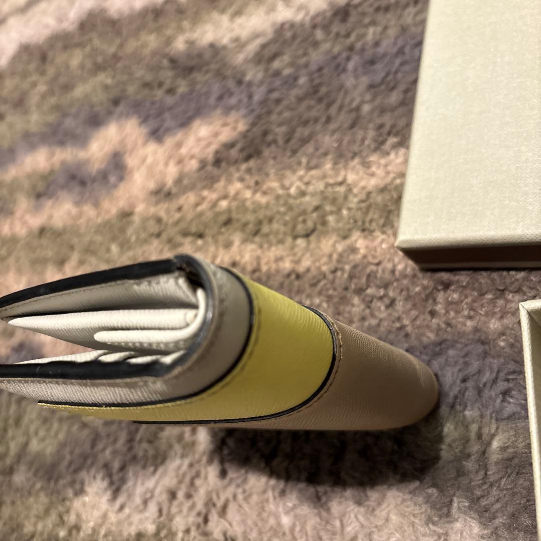 MARNI マルニ 二つ折財布
