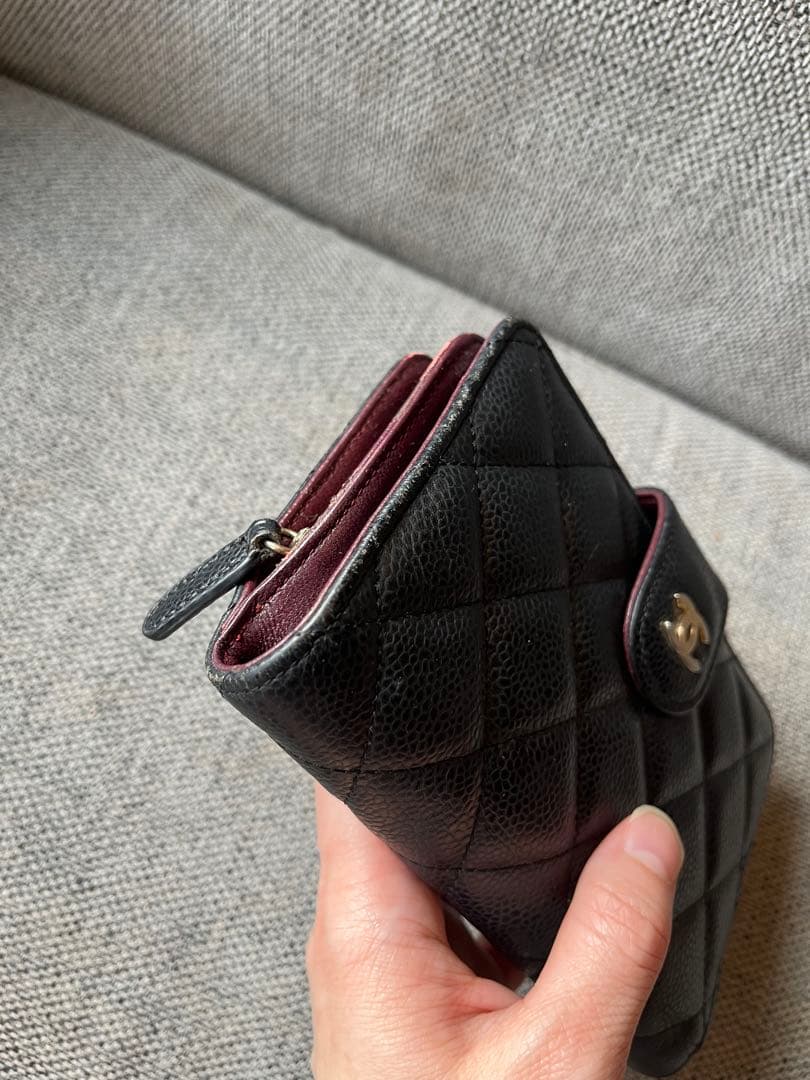 ノベルティ　CHANEL ブラック キルティング 二つ折り財布