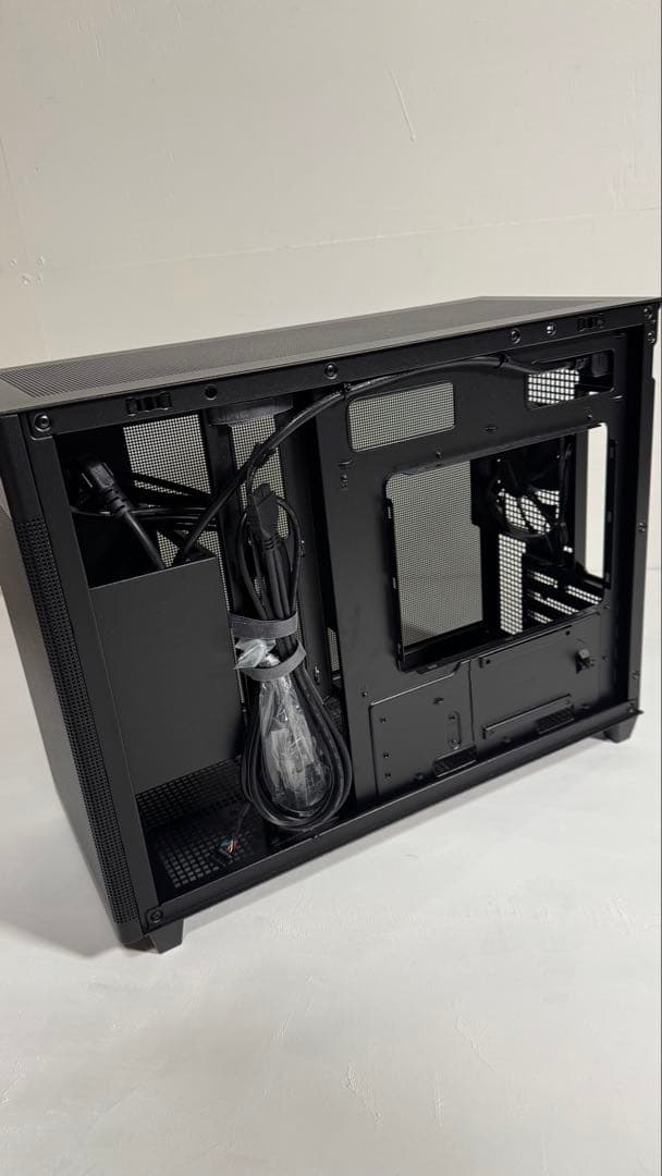 ASUS Prime AP201 PCケース（Micro-ATX）