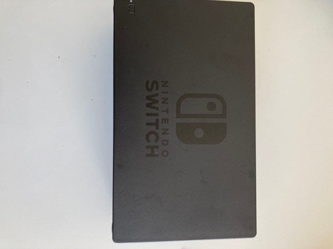 Nintendo switchバッテリー強化版美品