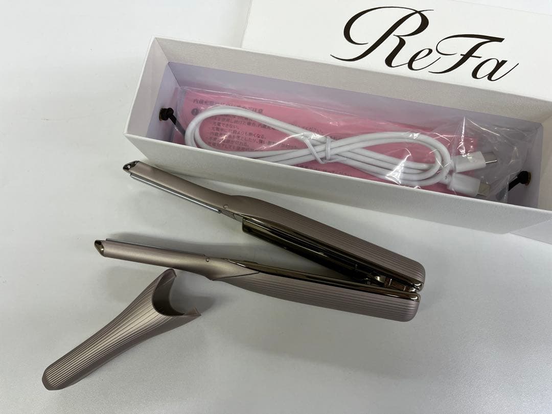 ReFa ストレートヘアアイロン 充電ケーブル付