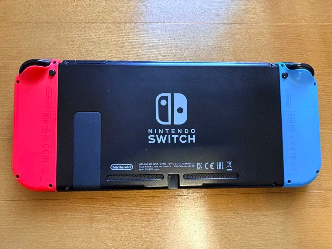 Nintendo Switch ネオンブルー・ネオンレッド　本体