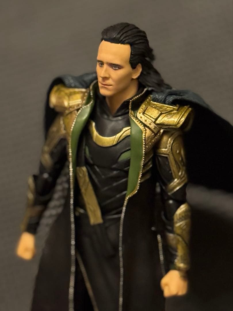 S.H.Figuarts ロキ　フィギュア　アベンジャーズ