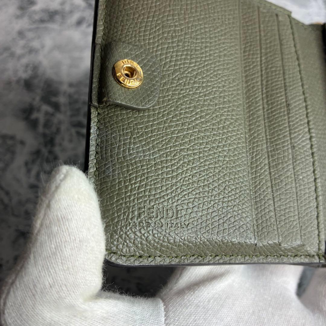 ✨FENDI✨　フェンディ　二つ折り財布　コンパクトウォレット