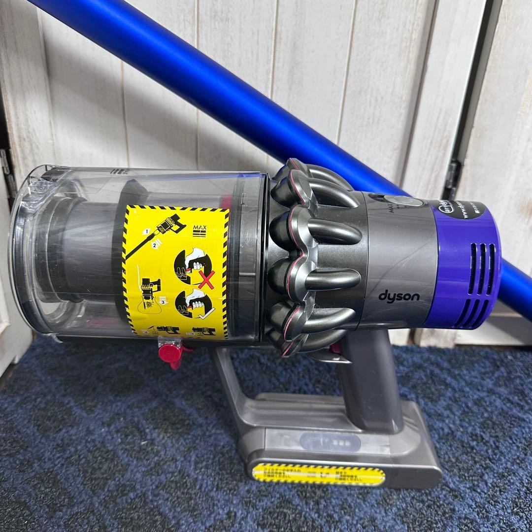 ① dyson SV12 V10 flully ダイソン コードレス掃除機