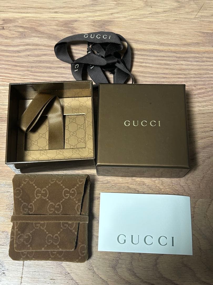 GUCCI ブラック ネックレス