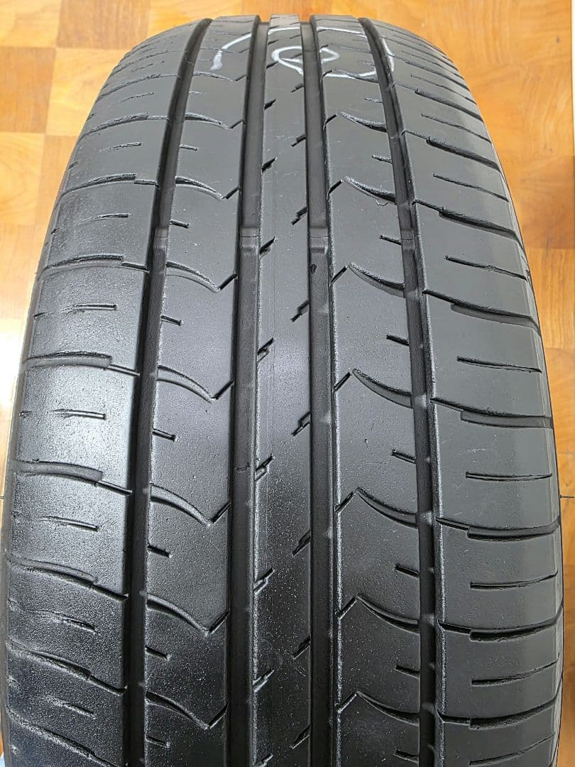 205/60R16 夏タイヤ グッドイヤー EG01