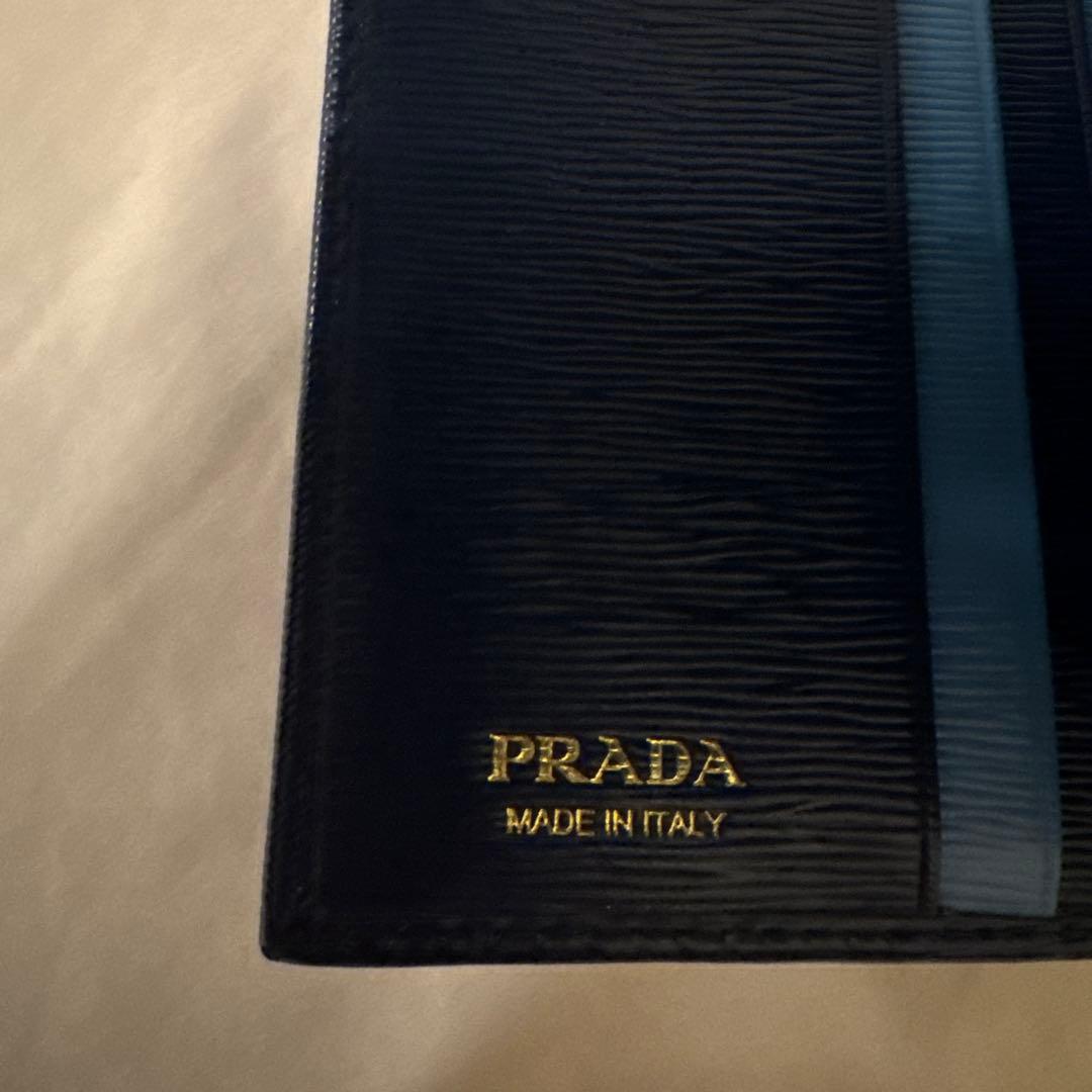 PRADA プラダ　青色　三つ折り財布　ウォレット