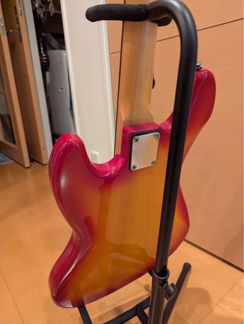 ベース S.Galaner Bass guitar