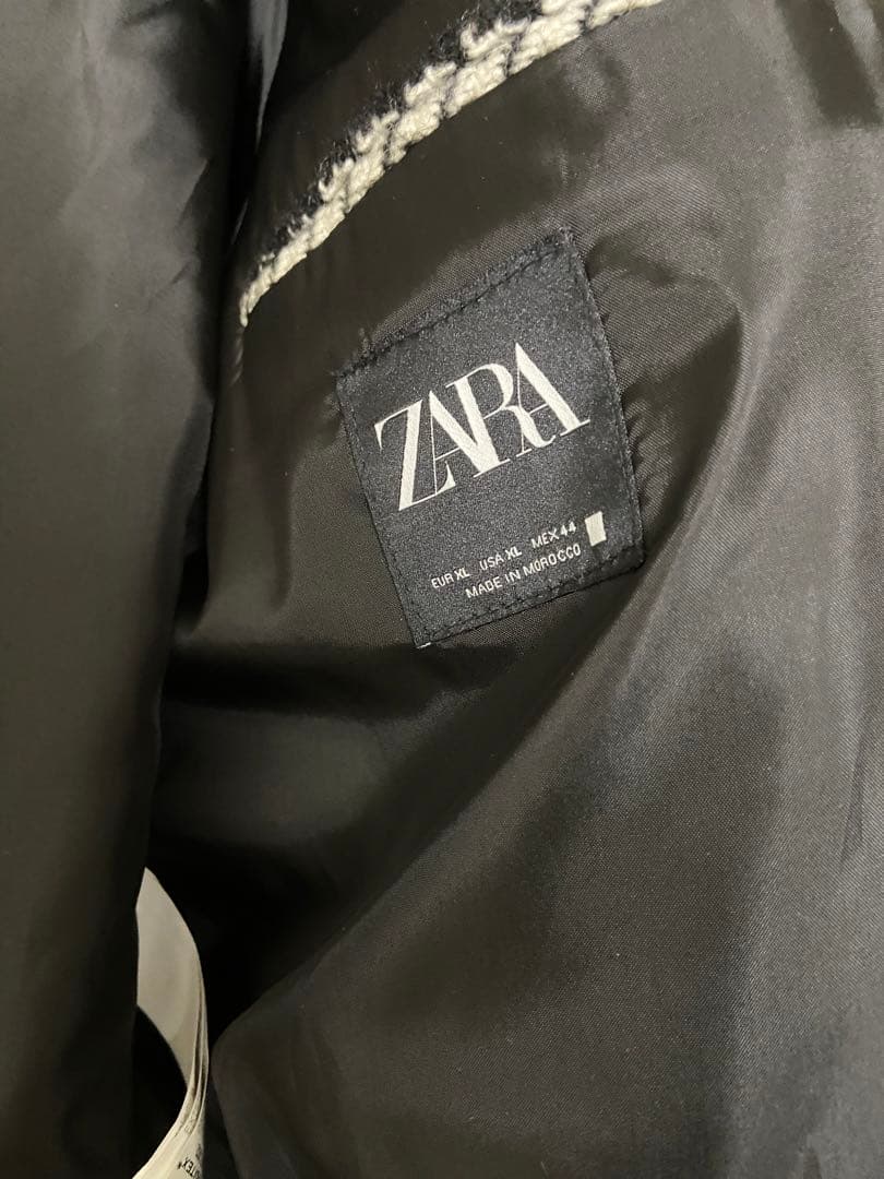 ラ*ィ様 ZARA ブルゾン XL 白黒
