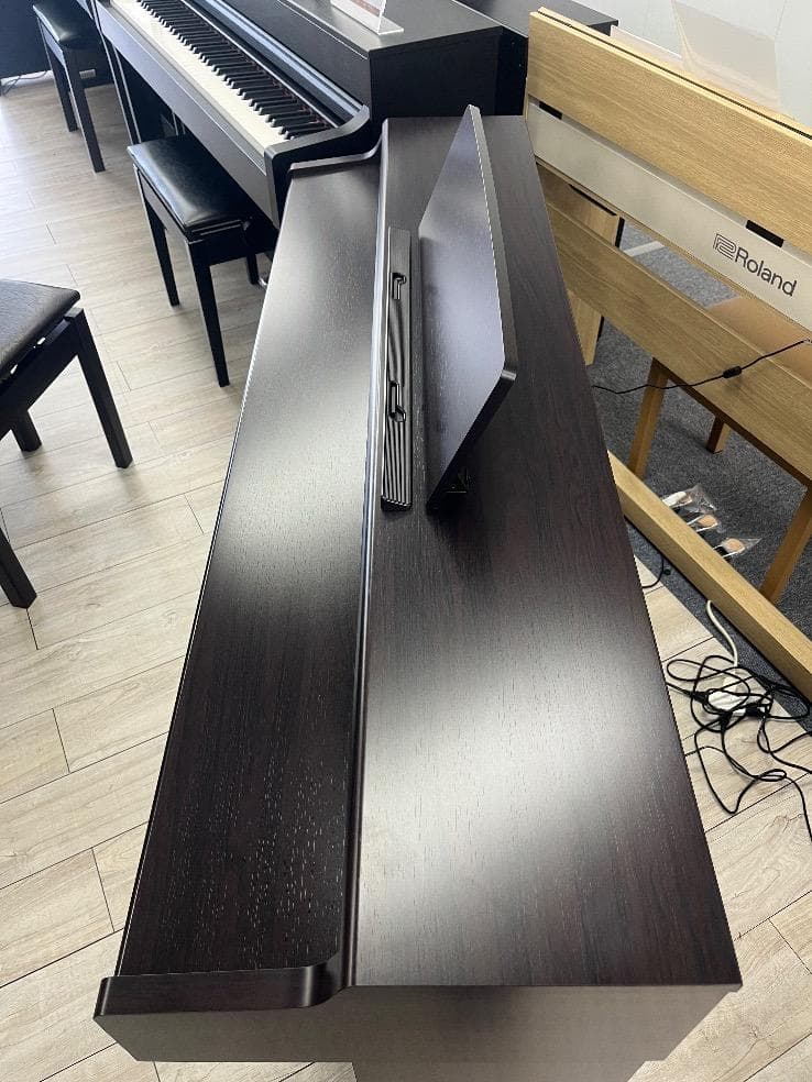 ★76564【電子ピアノ】YAMAHA　YDP165R　22年製
