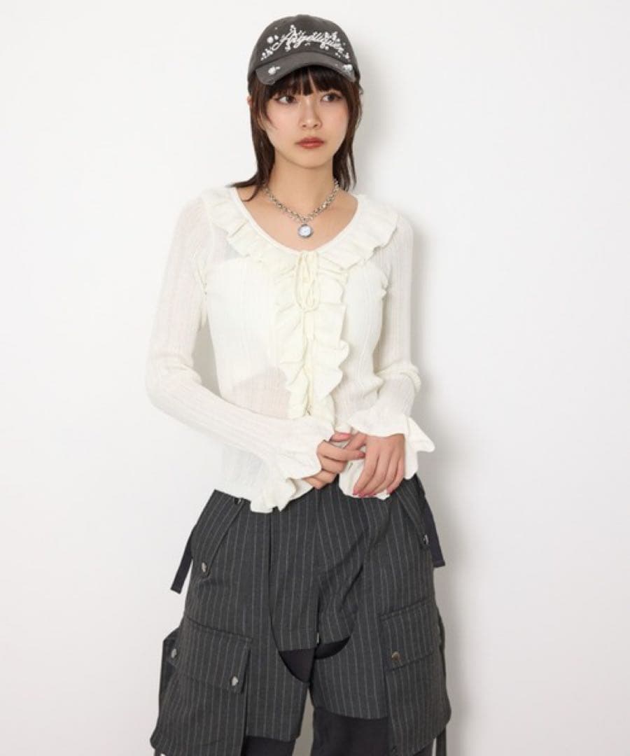 トップス FRONT FRILL KNIT TOPS