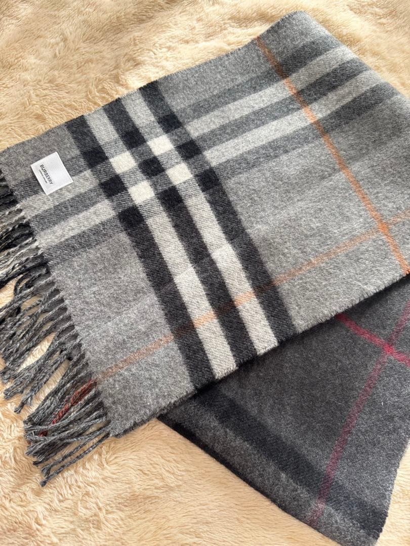 ・現行ロゴBURBERRY チェック柄マフラー グレー系