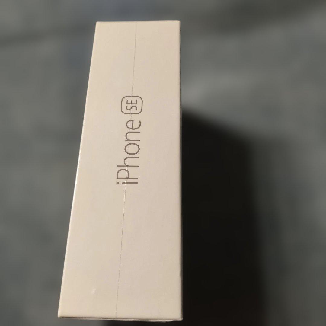 iPhoneSE（第1世代）　SPACEGLAY　64GB