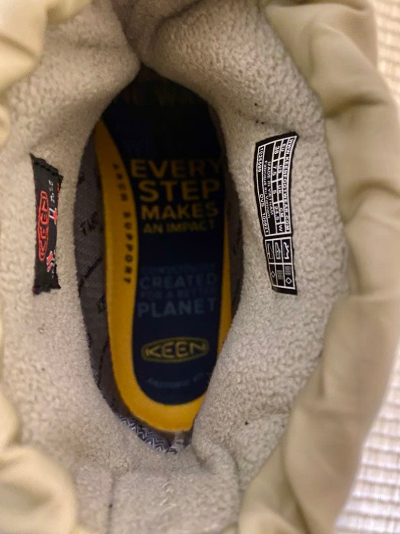 KEEN ショートブーツ