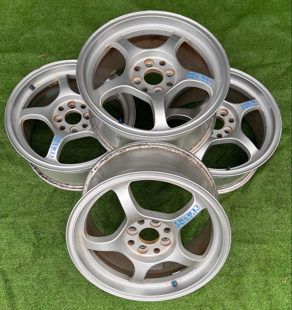 RAYS GRAM LIGHTS16x7.0J Pcd 100+42 H4 4本