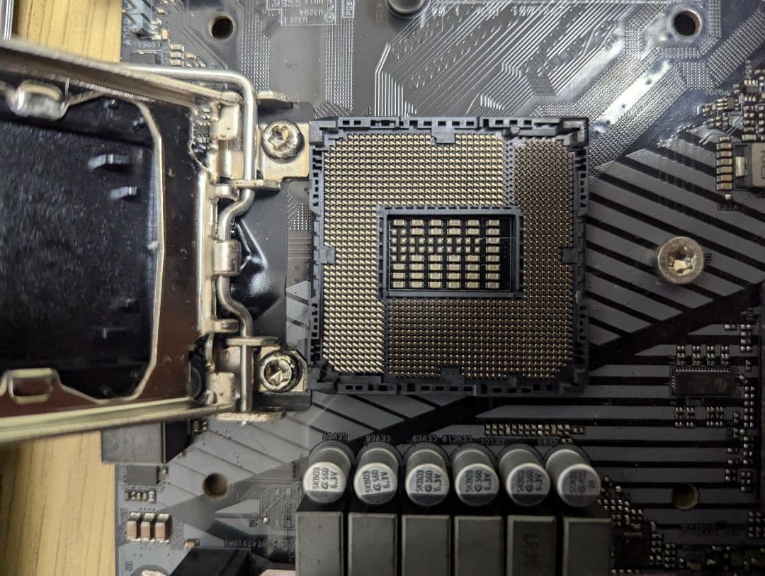 ASRock B560M-ITX/ac マザーボード 動作確認済みジャンク