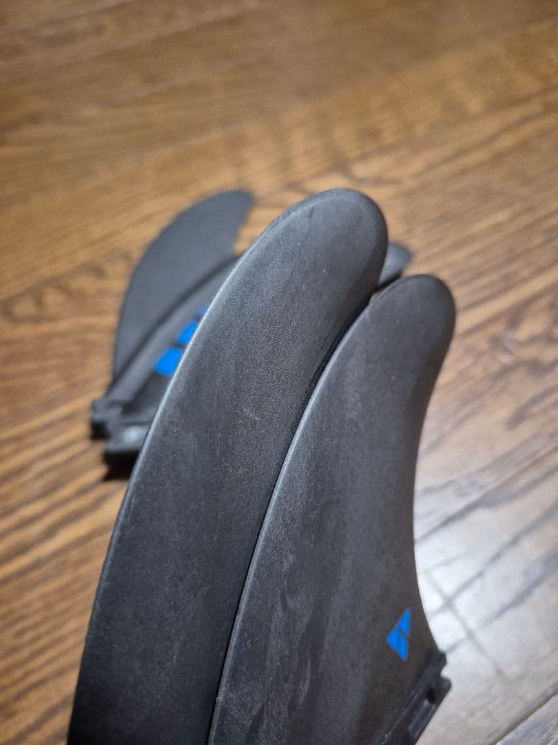 ALPHA F6 5FIN　トライ クアッド