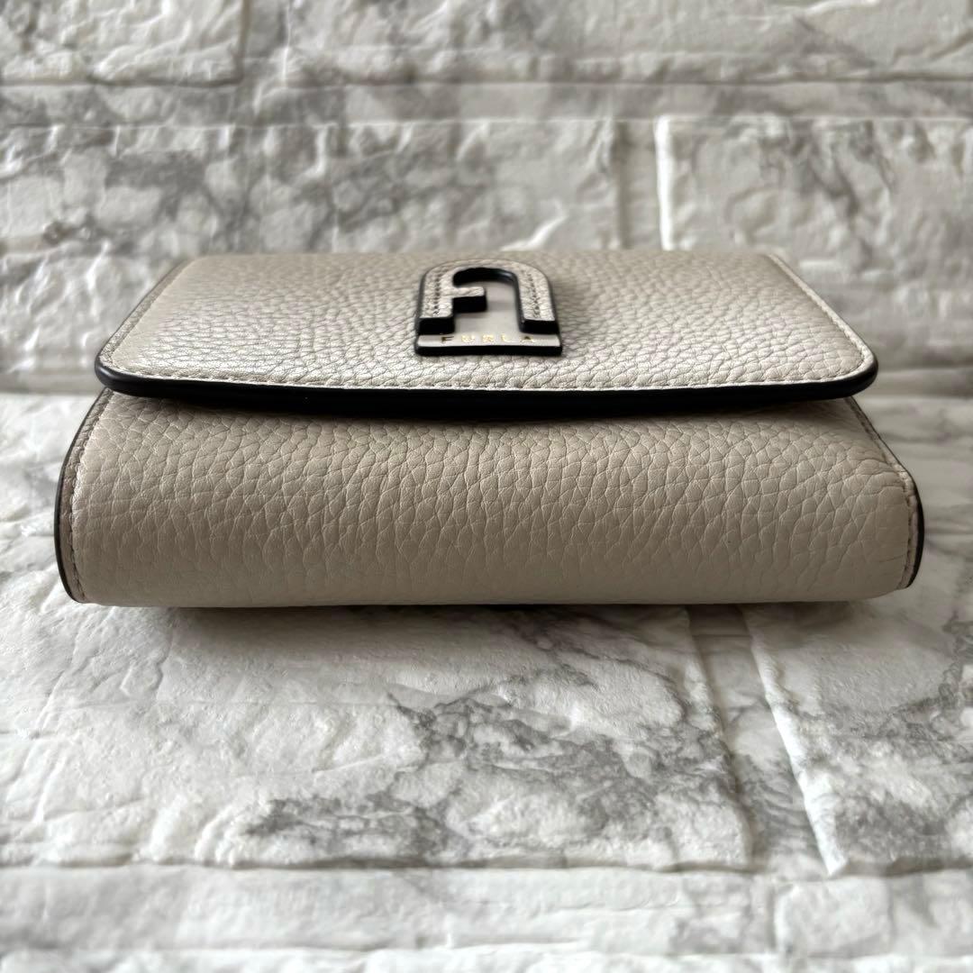 【極美品】FURLA フルラ 三つ折り財布 レザー ダフネ グレージュ