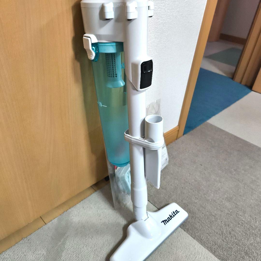 【美品】♦MakitaCL282FD18vクリーナー/サイクロンアタッチメント/