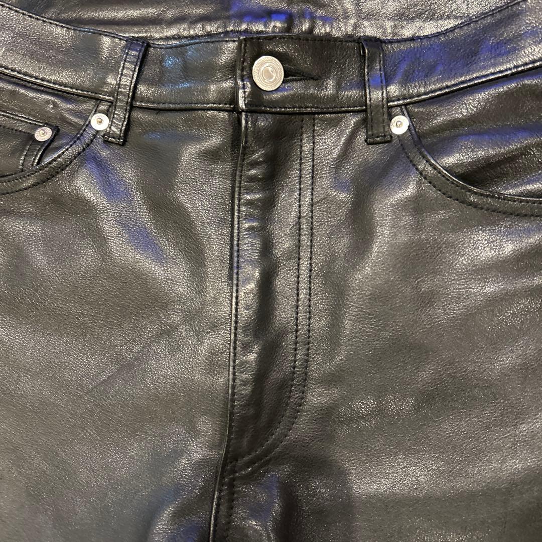 H BEAUTY&YOUTH レザースリムパンツ