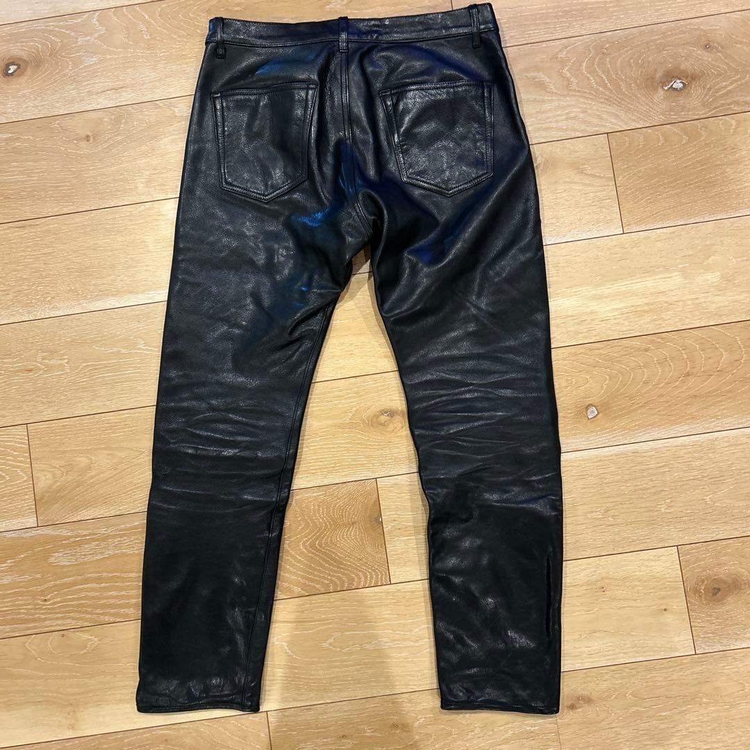 H BEAUTY&YOUTH レザースリムパンツ
