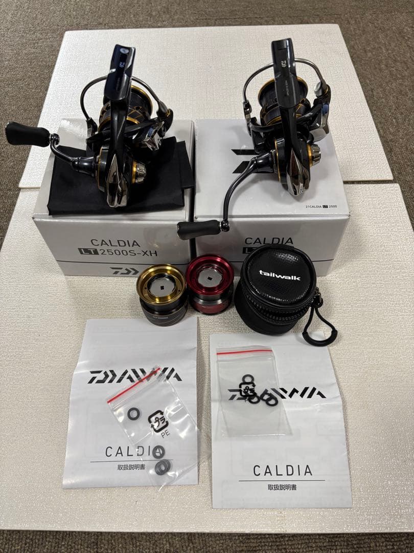 2台セット21カルディアLT2500S-XH、LT2500 替スプール2個付き