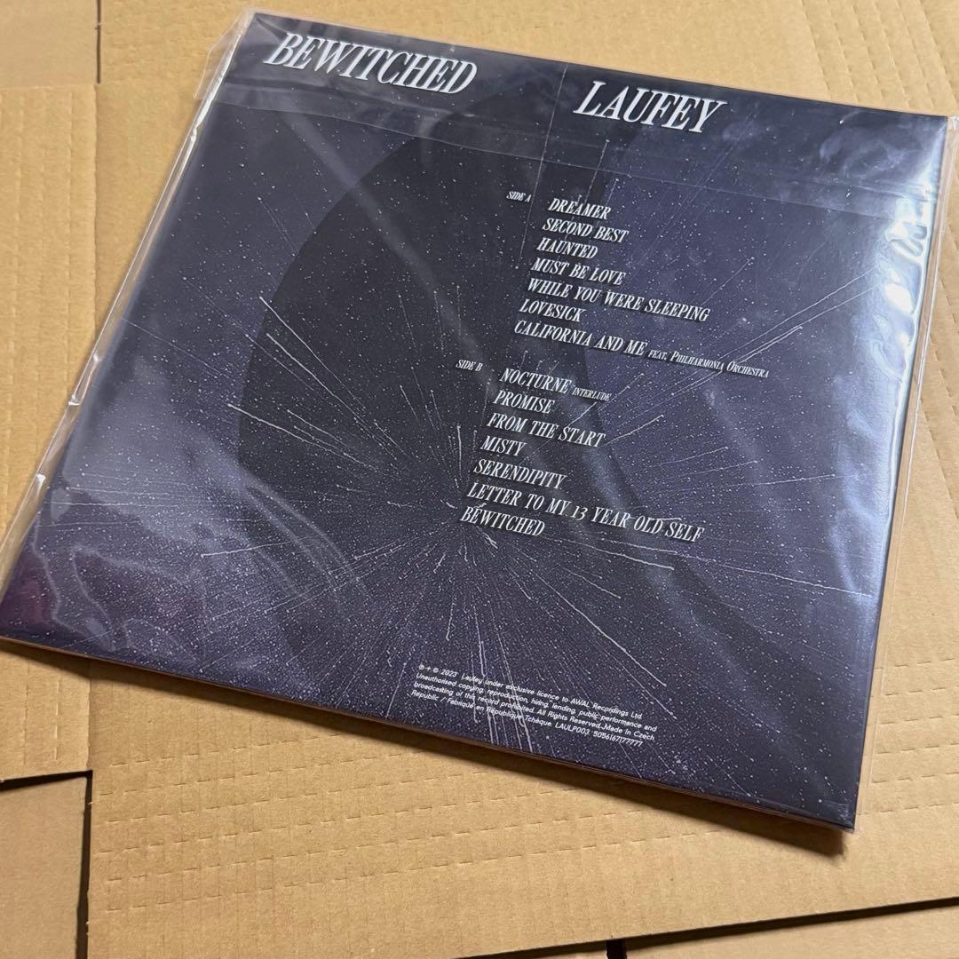Laufey Bewitched アナログ LP レコード ゲートフォールド仕様