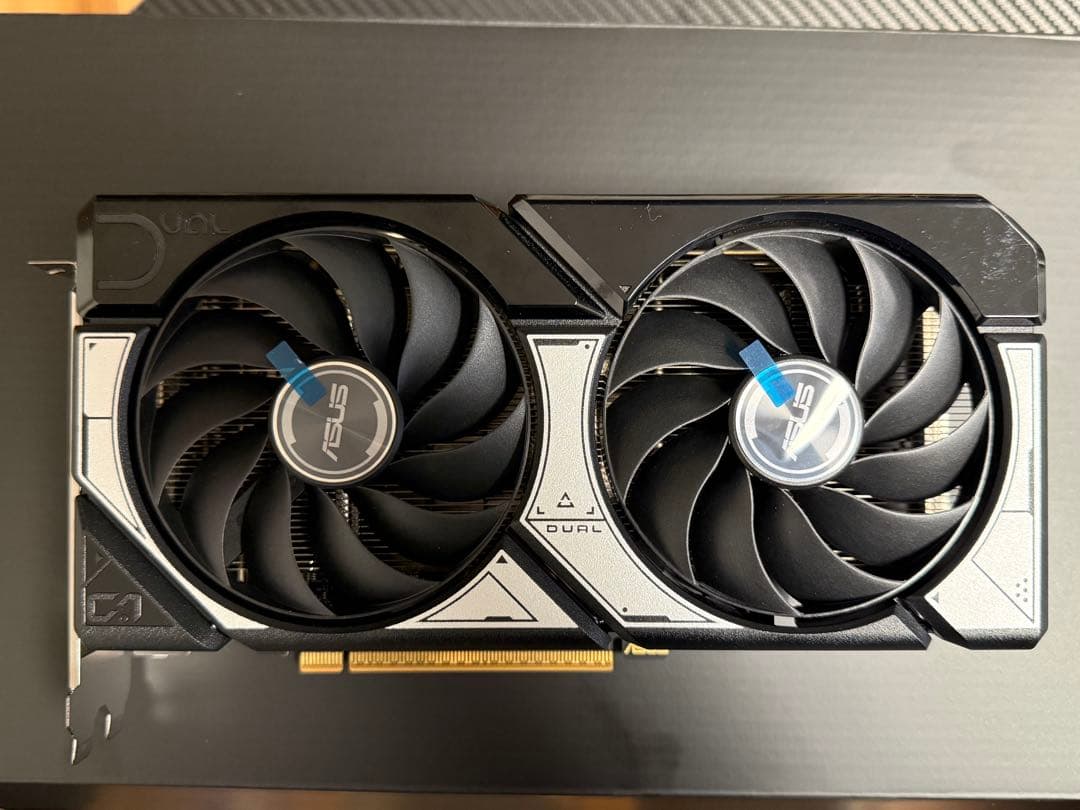 グラフィックボード・グラボ・ビデオカード ASUS GeForce RTX 5060 OC Edition 8GB